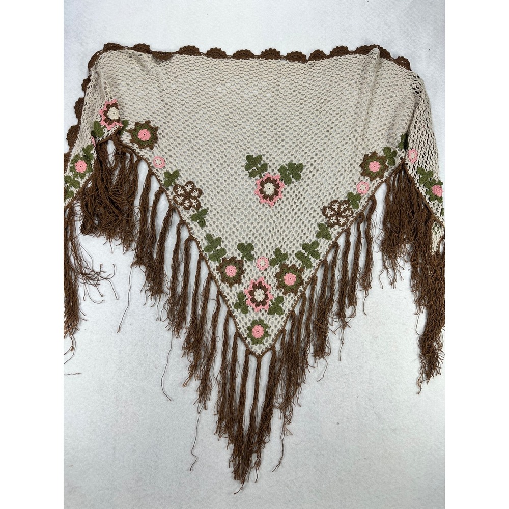 Vintage Handmade Crochet Floral Triangle Shawl Fringe Boho Cottagecore Cream